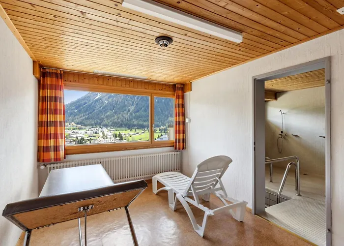 Guardaval 301 By Interhome *